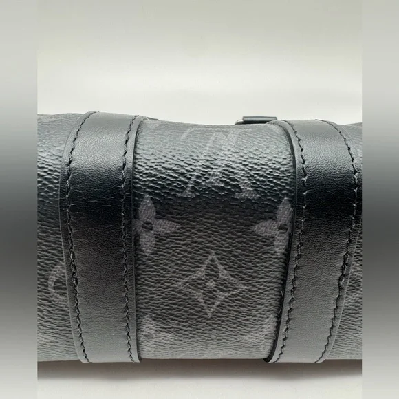 Louis Vuitton Keepall Bandoulière 25 - Picture 11 of 16